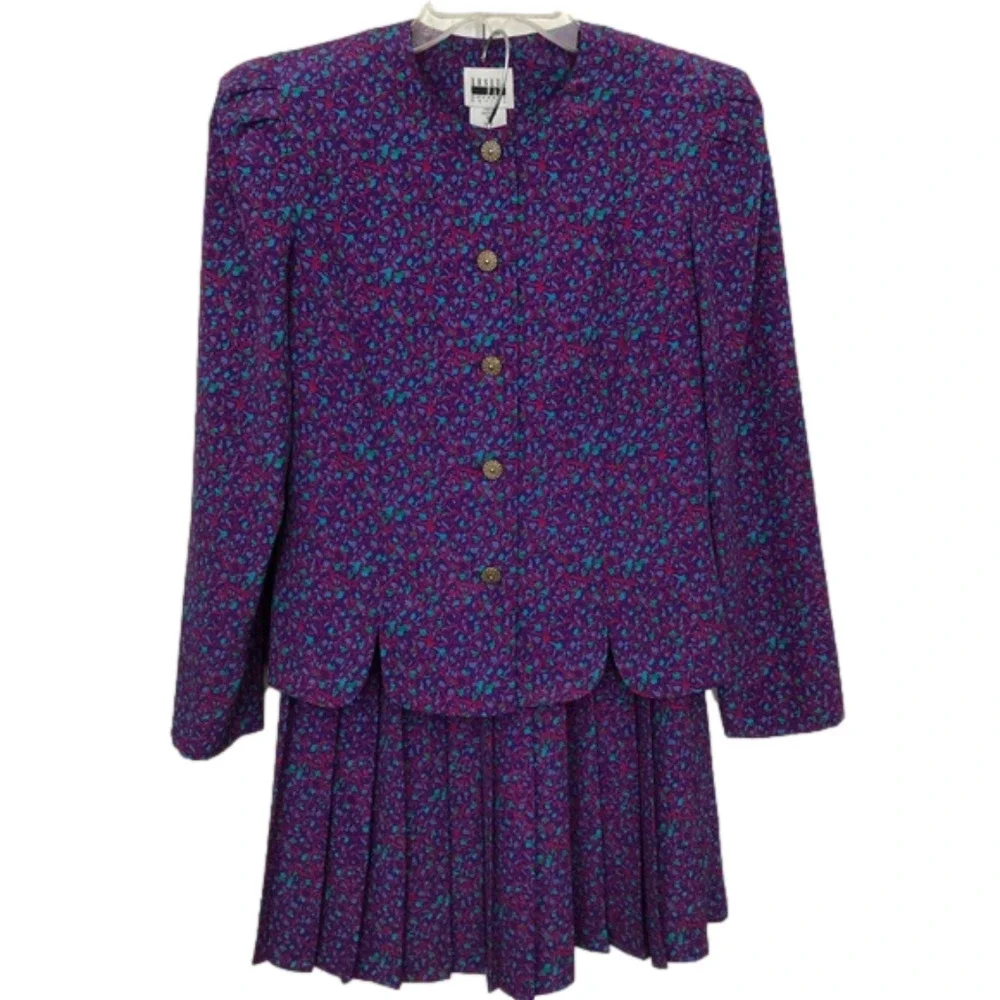 Vintage Leslie Fay Two-Piece Long Sleeve Skirt Set